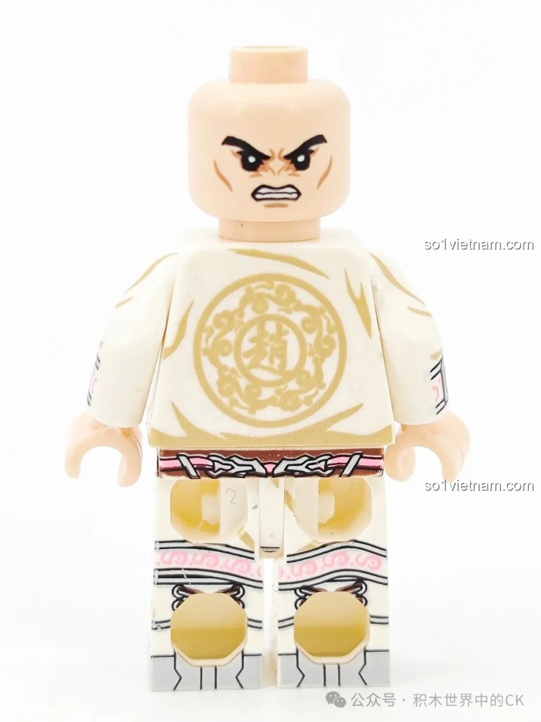 Mặt sau thân minifigure Triệu Vân (Phiên bản Hồng Valentine) 11027 Kuzhao với họa tiết in ấn chi tiết.