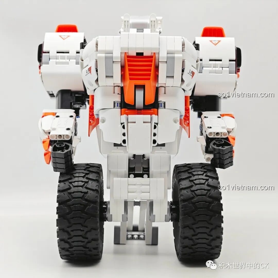 Mặt sau của Robot Tự Cân Bằng II ONEBOT OBJQR72AIQI sau khi đã tháo giá đỡ, sẵn sàng hoạt động.