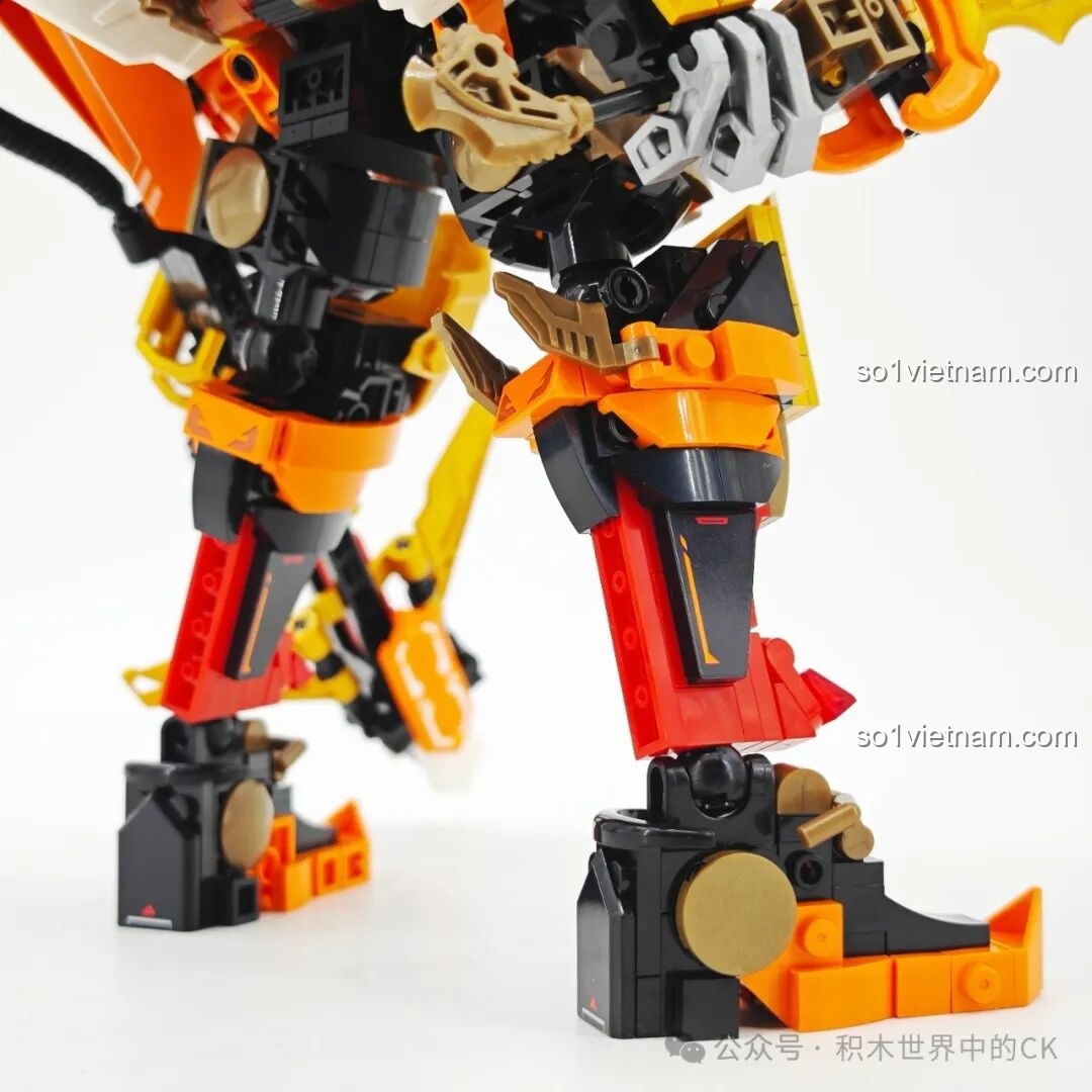 Decal và minifigure Trương Phi đi kèm bộ lắp ghép Người máy Sắt: Ngũ Hổ Tướng Trương Phi SEMBO 103397.