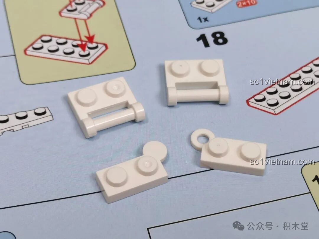 Một số mảnh ghép chưa phải là khuôn đúc mới hoàn toàn của đồ chơi mô hình Máy bay chở khách C919 TOP TOY TC1210, nhưng chất lượng vẫn đảm bảo.