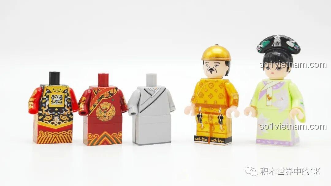 Mặt sau các minifigures nam của đồ chơi mô hình Bộ xếp Chân Hoàn Truyện cho trẻ từ 12 tuổi.