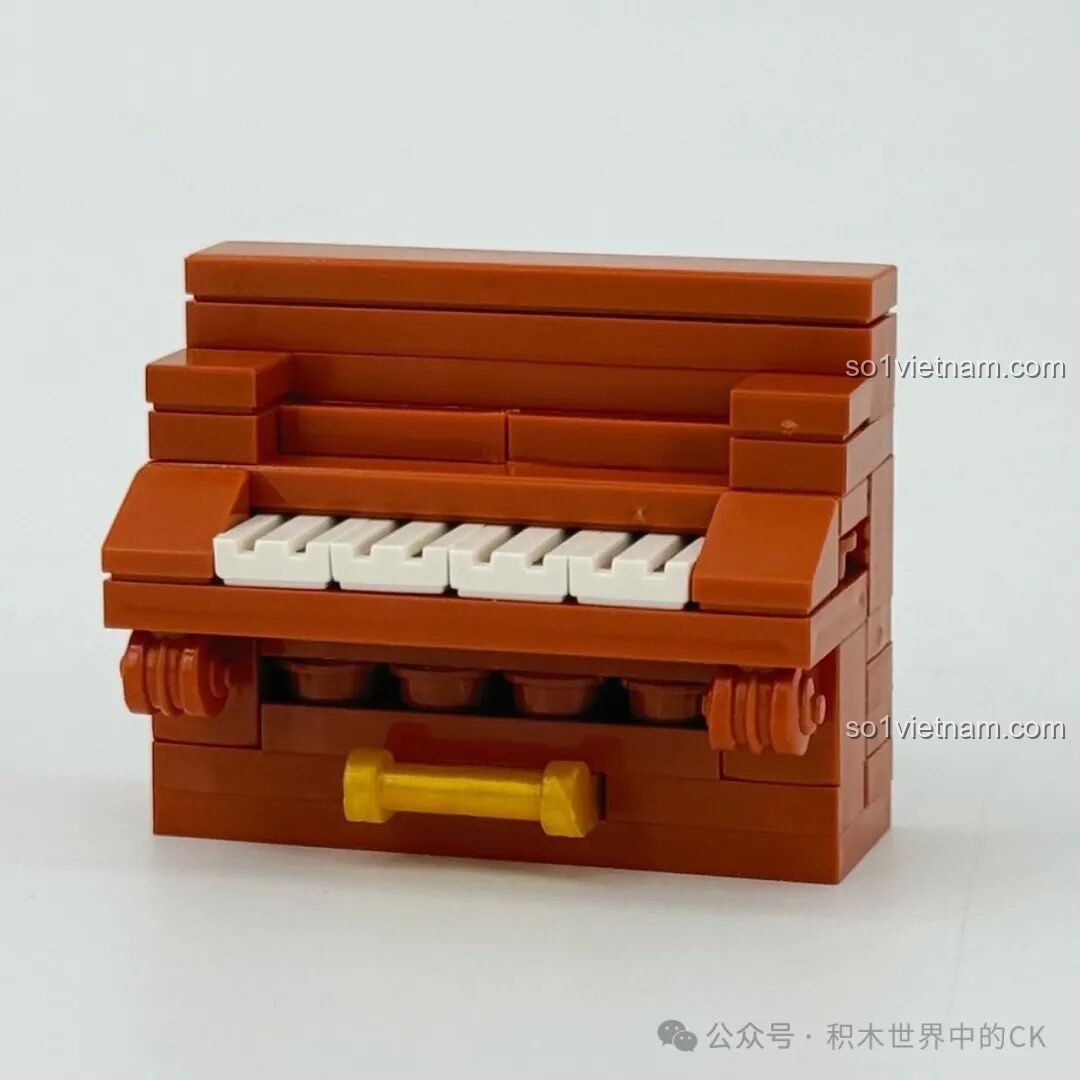 Mô hình đàn piano cổ điển được lắp ráp từ các chi tiết của bộ Học viện Pháp thuật ZHEGAO 613004, thể hiện sự tinh xảo trong nội thất.