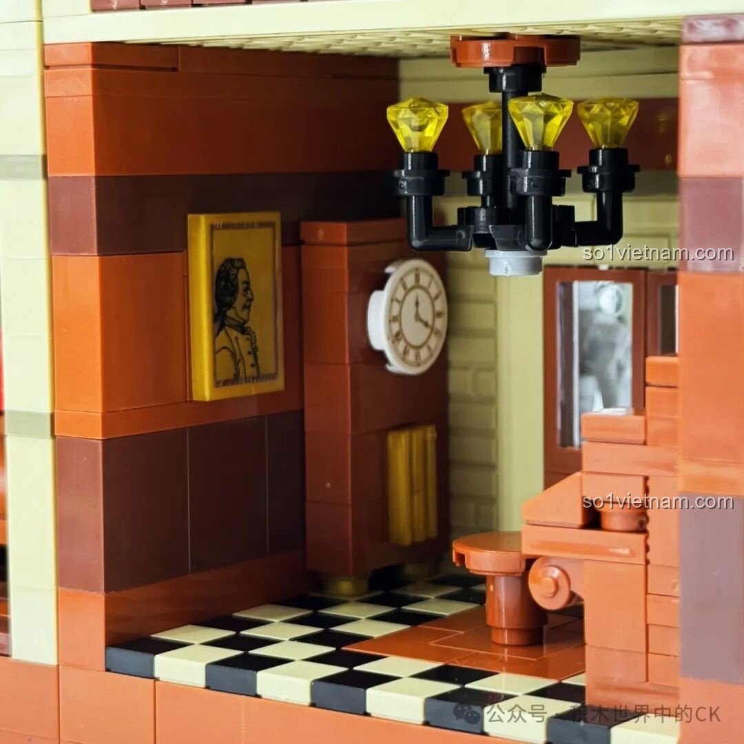 Hai minifigure đang tương tác trong một căn phòng của Học viện Pháp thuật ZHEGAO 613004 dưới ánh đèn LED, tạo không gian sống động.