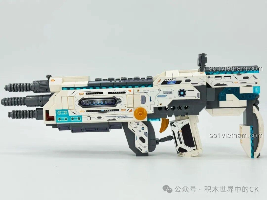 ZHEGAO 918019 Súng trường điện từ Bạch Dương nhìn từ bên phải, thể hiện rõ các chi tiết báng súng và nòng súng.