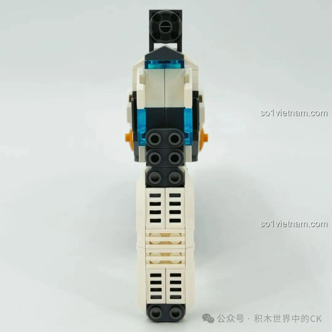 ZHEGAO 918019 Súng trường điện từ Bạch Dương nhìn từ phía trước, làm nổi bật phần nòng súng ba ống.