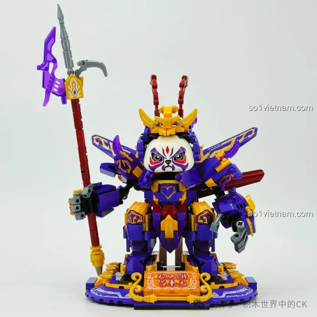 Robot gấu trúc ZHEGAO Quan Vũ tư thế tấn công