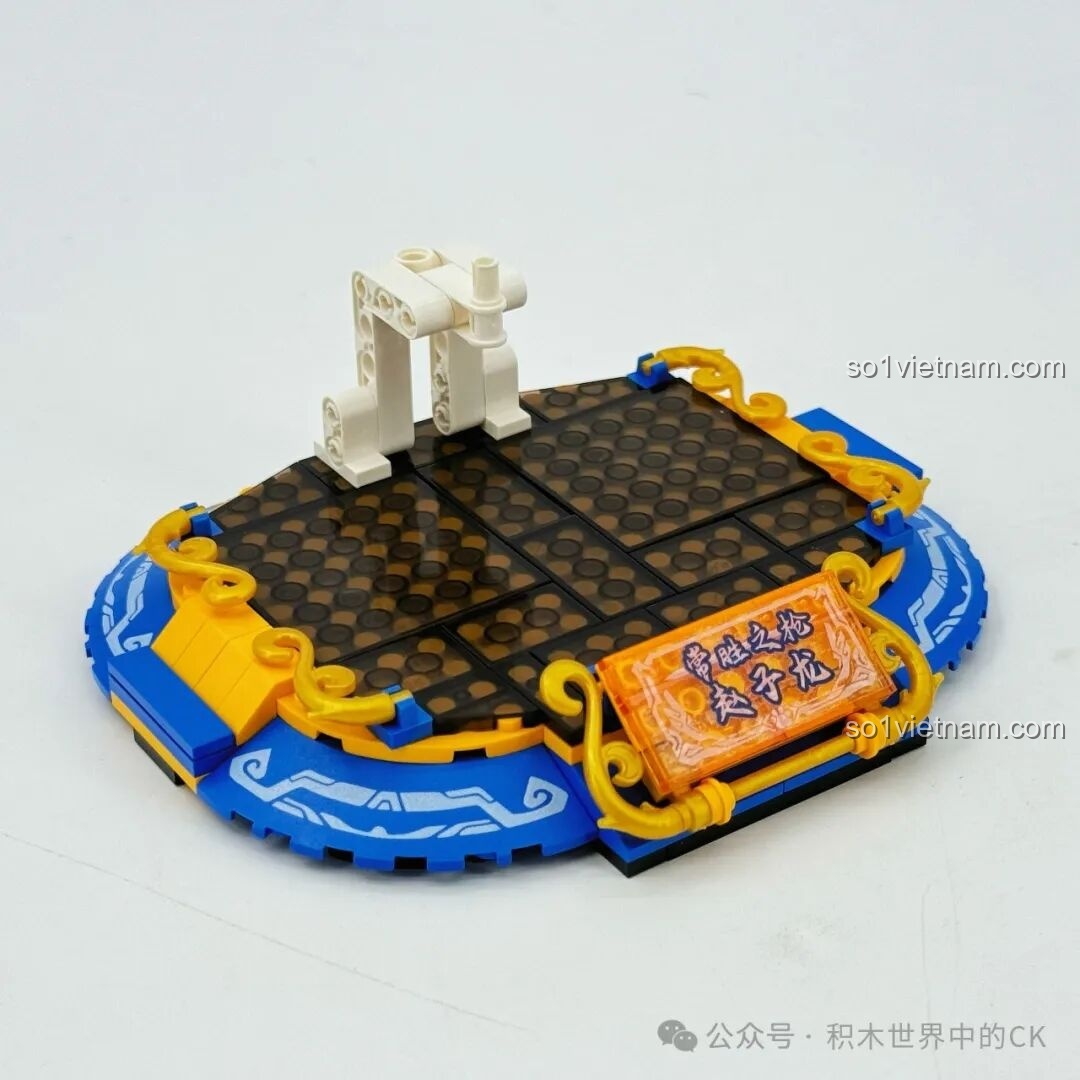 Thân trên robot gấu trúc ZHEGAO Triệu Vân