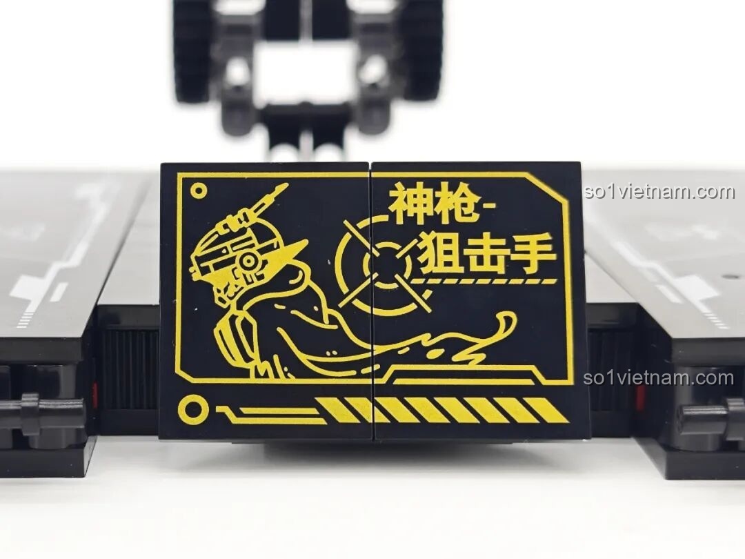 Toàn cảnh Robot Xạ Thủ Thần Súng Keeppley 23102 trong tư thế bắn nằm, súng và bệ đỡ.