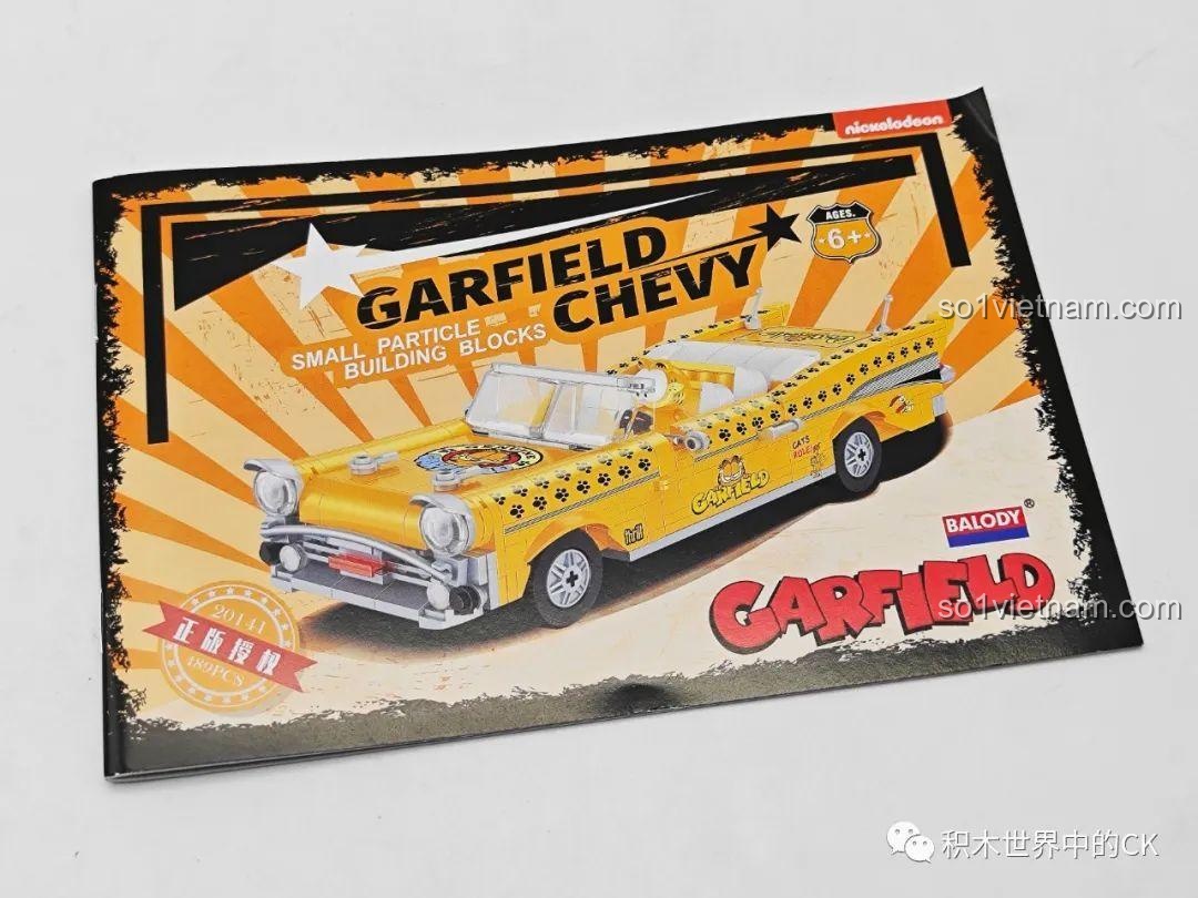 Sách hướng dẫn lắp ráp chi tiết của bộ Balody 20141 Xe Mui Trần Của Mèo Garfield, giúp bé dễ dàng hoàn thiện.