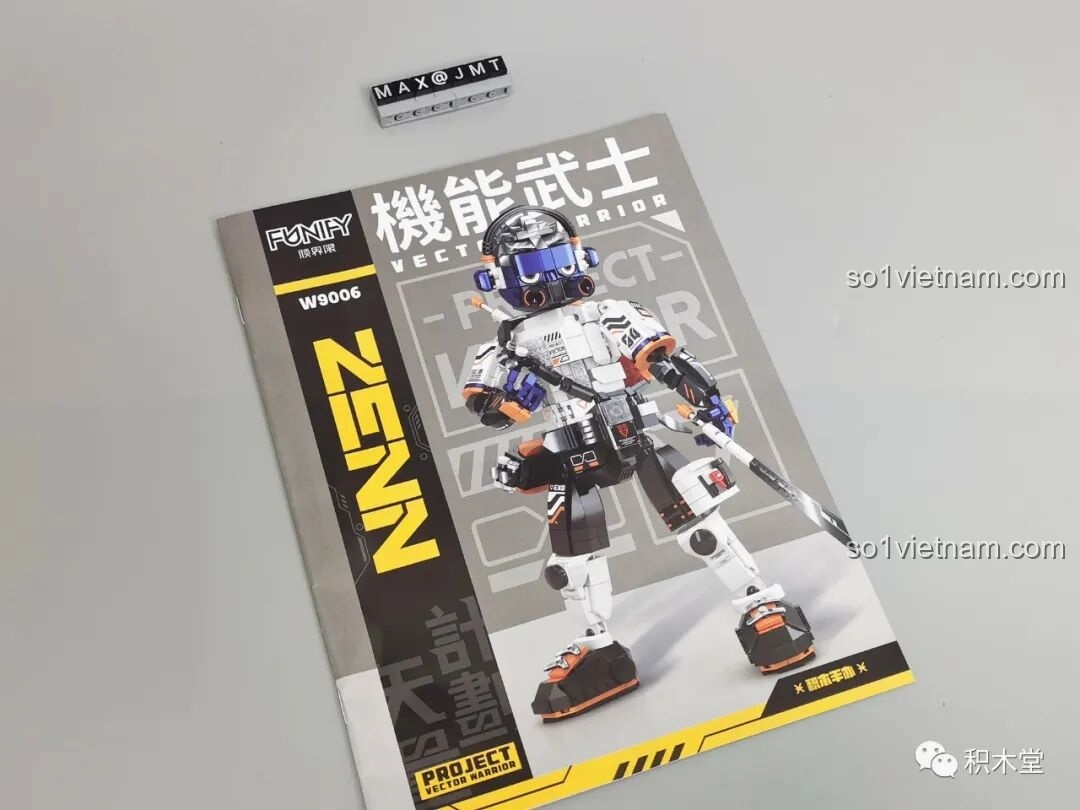 Sách hướng dẫn lắp ráp FUNIFY W9006 Chiến Binh Cơ Khí ZENN với bìa đẹp mắt, giống hộp ngoài, thu hút sự chú ý của bé và tạo cảm giác chuyên nghiệp.