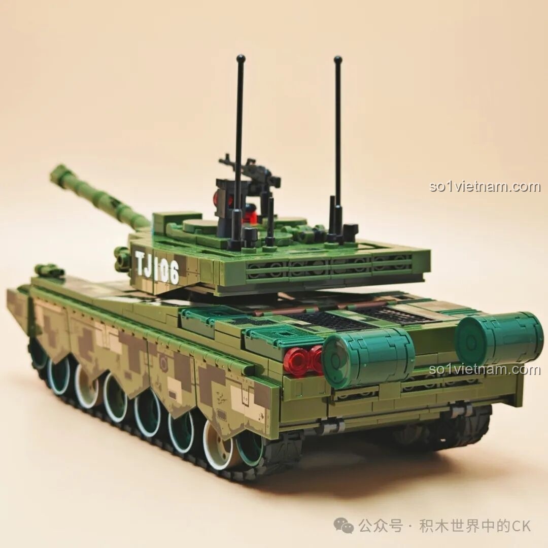 Xe tăng ZTZ-99A với các phụ kiện đi kèm