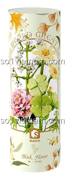 Đồ chơi mô hình SEMBO 611051 Bó Hoa Xếp Hình May Mắn, mặt sau hộp sản phẩm với họa tiết hoa lá, thể hiện vẻ đẹp của hoa lắp ráp, món quà tiết kiệm cho bé gái 6 tuổi.