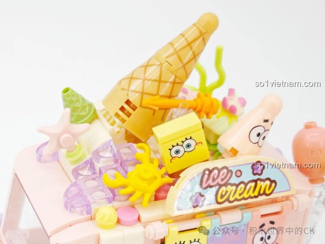 Chi tiết mái xe với kem ốc quế khổng lồ, bóng bay và các nhân vật nhỏ của SEMBO 612218.