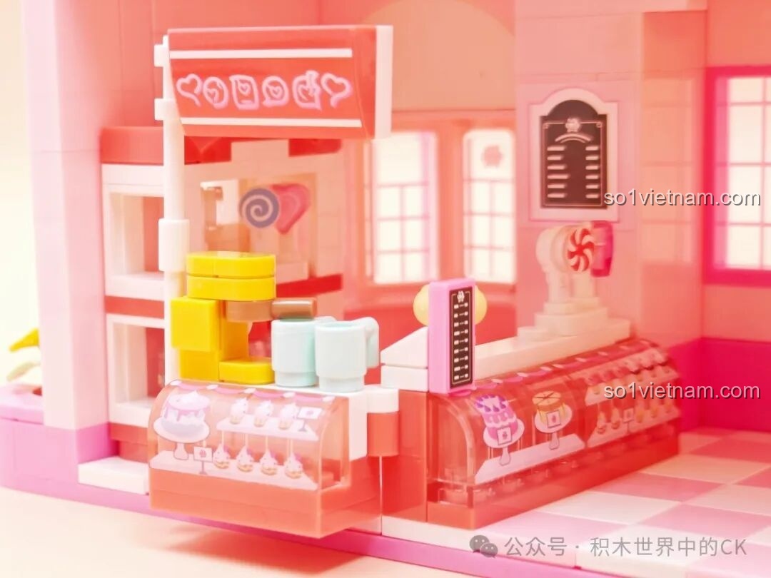 Chi tiết kệ trưng bày trong bộ SEMBO 616208 Tiệm Bánh Hoa Hồng Tình Yêu