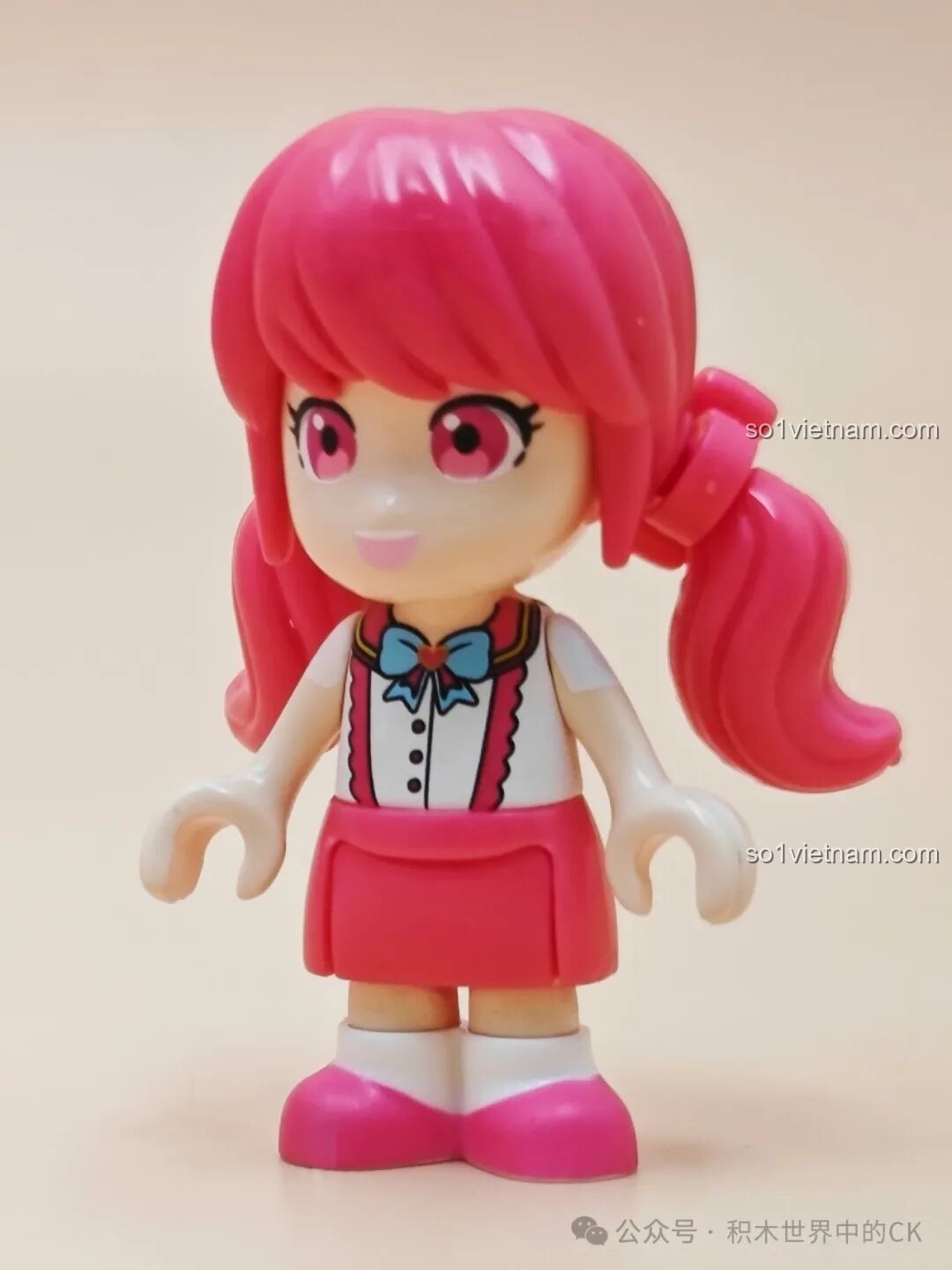 Chi tiết quầy bánh trong bộ SEMBO 616208 Tiệm Bánh Hoa Hồng Tình Yêu