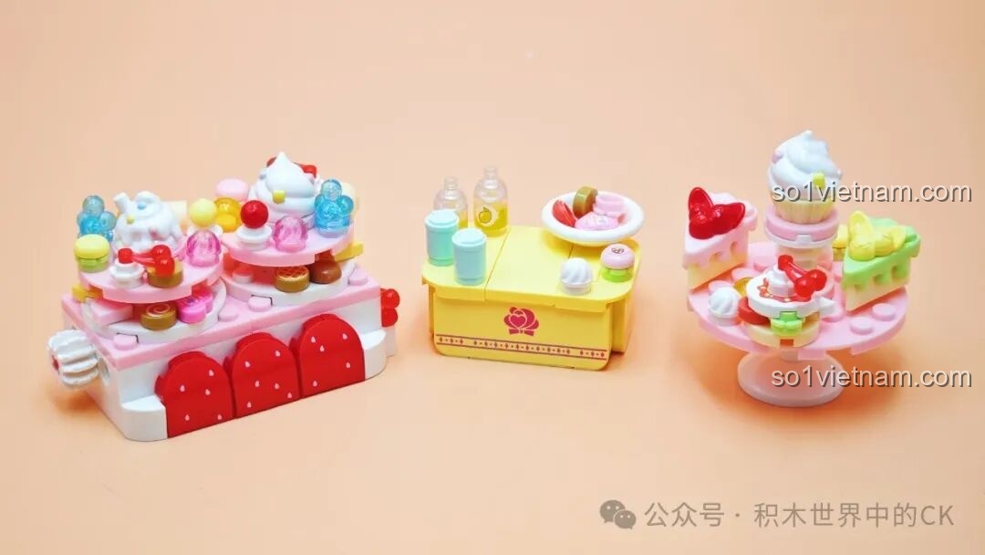 Chi tiết sofa trong bộ SEMBO 616208 Tiệm Bánh Hoa Hồng Tình Yêu