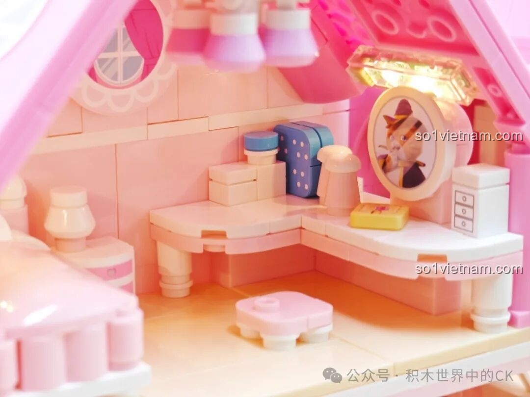 Minifigure Dạ Thần Công Chúa trong bộ SEMBO 616208 Tiệm Bánh Hoa Hồng Tình Yêu