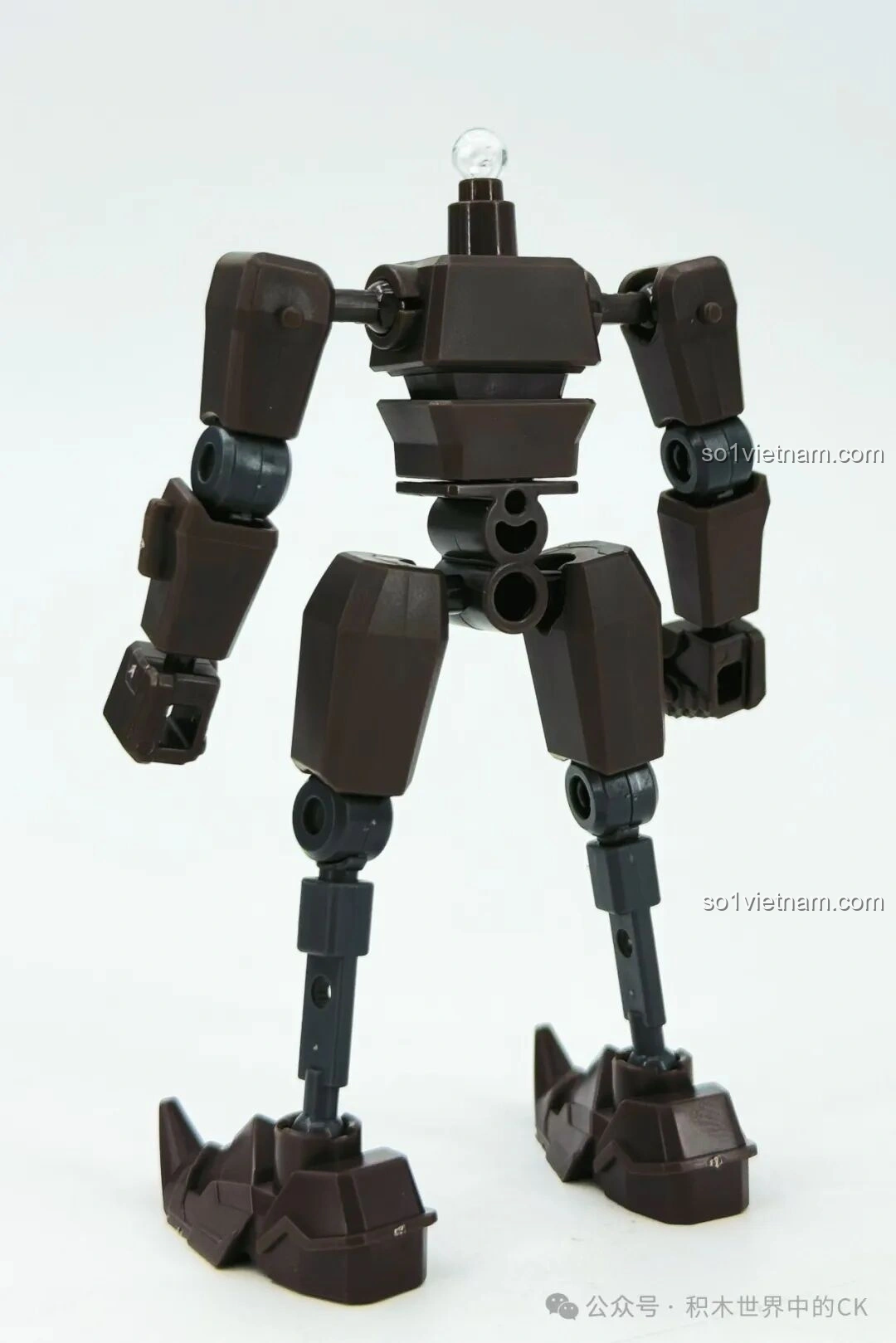 Mô hình khung xương robot SEMBO Tàng Đạo Nguyên Linh Chiến Kỷ nhìn nghiêng, thể hiện cấu trúc khớp nối.