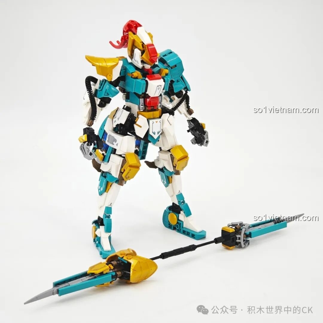 Mặt sau minifigure Mã Siêu của Sembo Block 103395, chi tiết trang phục ấn tượng.