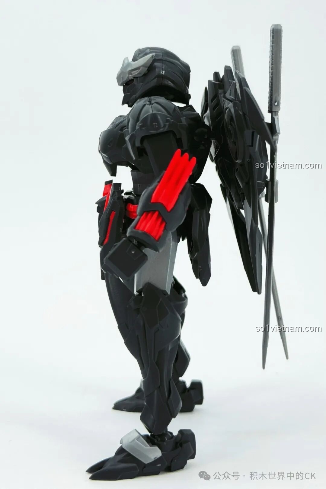 Bốn mô hình Sembo Chiến Kỷ Nguyên Linh Bạch Hổ, Thanh Long, Trọc Ảnh, Triển Minh trên đế trưng bày