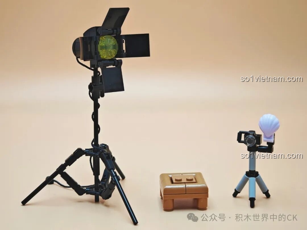 Mô hình máy ảnh và chân máy ảnh cho bộ lắp ghép SEMBO Spongebob