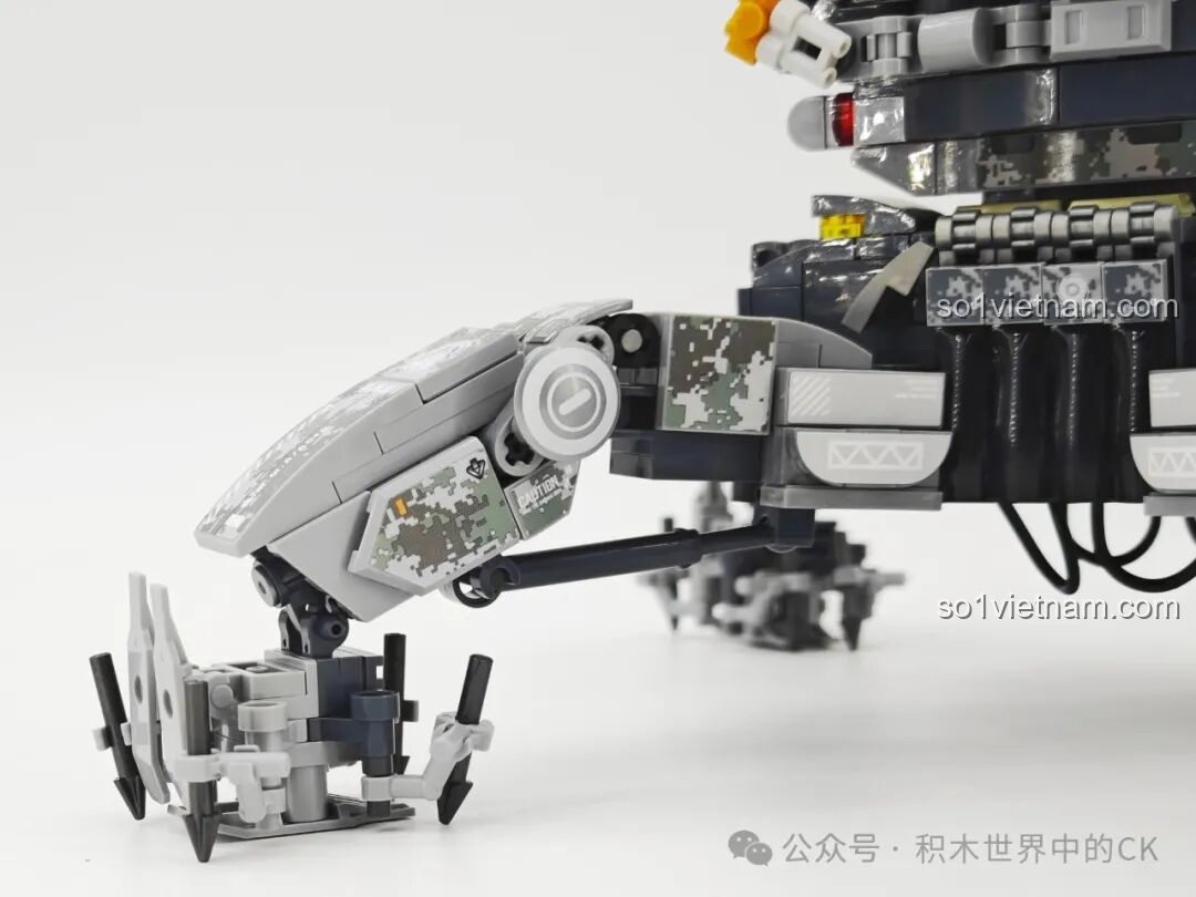 Robot