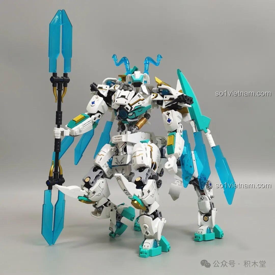 Các mảnh ghép còn thừa sau khi hoàn thành Sluban M38-B1059 Bạch Long Mã, điều này là bình thường ở các bộ lắp ghép.