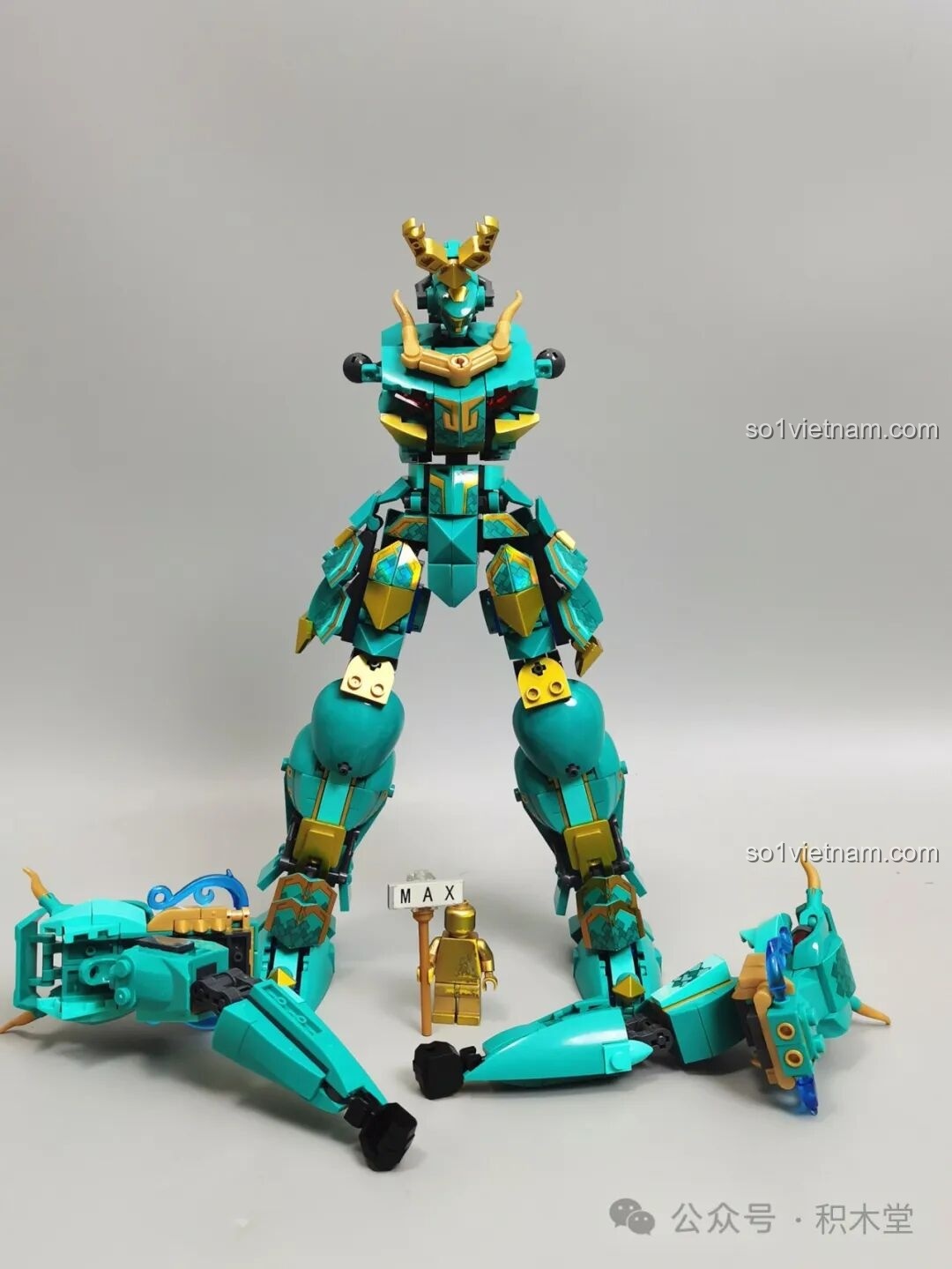 Thanh Long Cơ Giáp M38-B1235 của Sluban với các bộ phận tay và chân được tháo rời. Review Sluban M38-B1235 Robot Rồng Xanh.