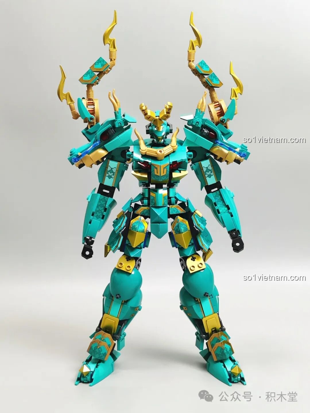 Mô hình Thanh Long Cơ Giáp M38-B1235 đã hoàn thiện, chưa cầm vũ khí, đứng thẳng. Đánh giá Sluban 1235 Robot Thanh Long.