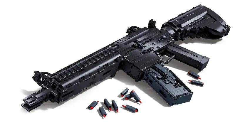 bộ đồ chơi Súng trường tấn công M416 Sluban M38-B1352 tỉ lệ 1:1 bắn đạn xốp, phù hợp con trai 14 tuổi, giá tốt