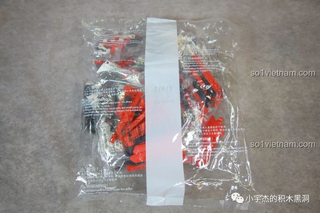 Sticker tạo đường nét cho thân xe Porsche 963 GULY