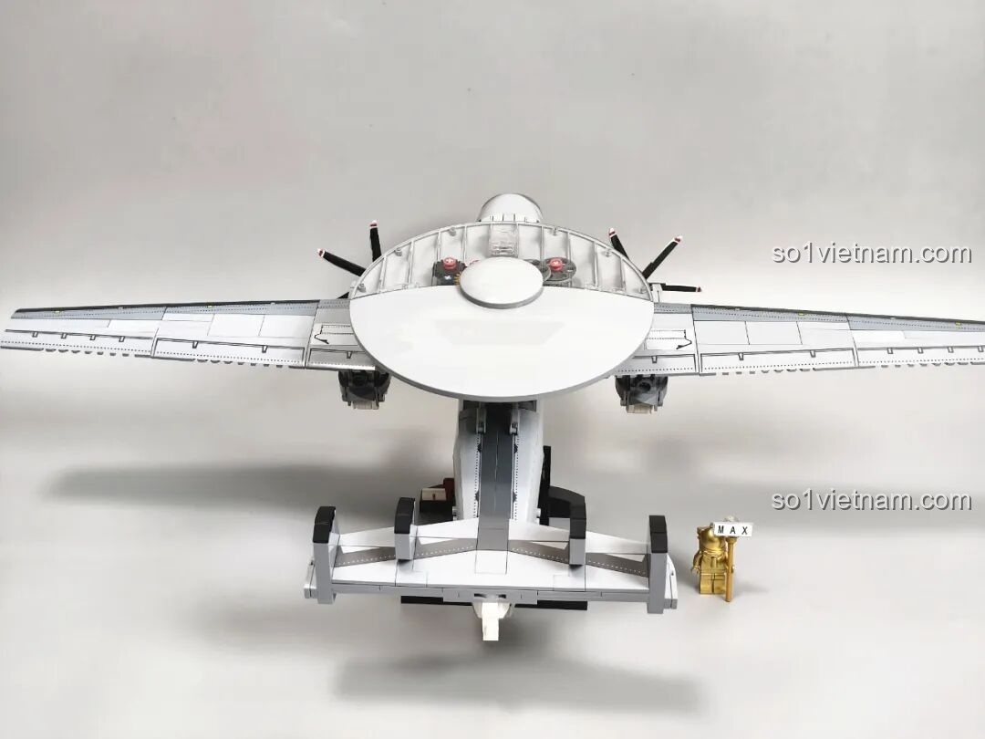 Mô hình Keeppley 23039 Máy bay cảnh báo sớm KJ-600 hoàn chỉnh nhìn từ trên xuống, cánh mở rộng