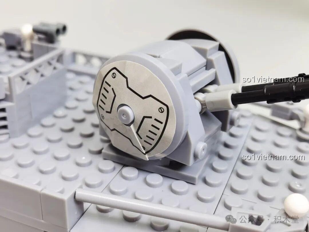 Mô hình tàu khu trục JIQILE 42046 nhìn từ phía trước