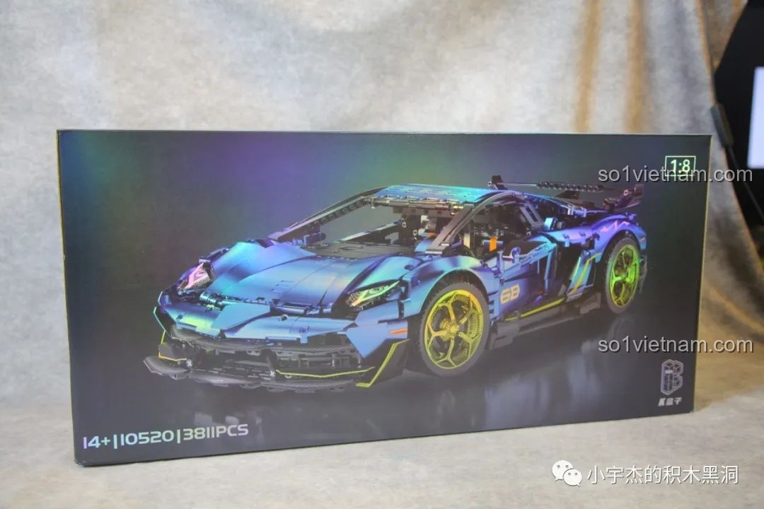 Thiết kế hộp của bộ xếp hình Xe Lamborghini màu xanh K-box 10520, thể hiện hình ảnh sản phẩm hoàn thiện một cách sống động.