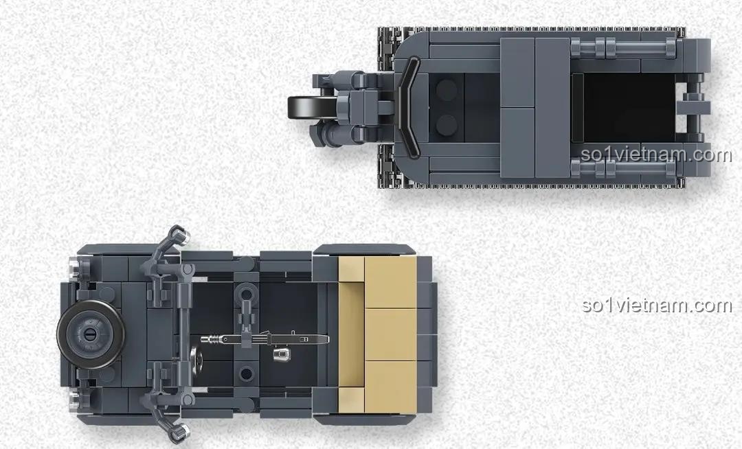 Cận cảnh hai mô hình Xe Bán Xích Sd.Kfz.2 ThirdParty, bộ lắp ghép cho bé trai.