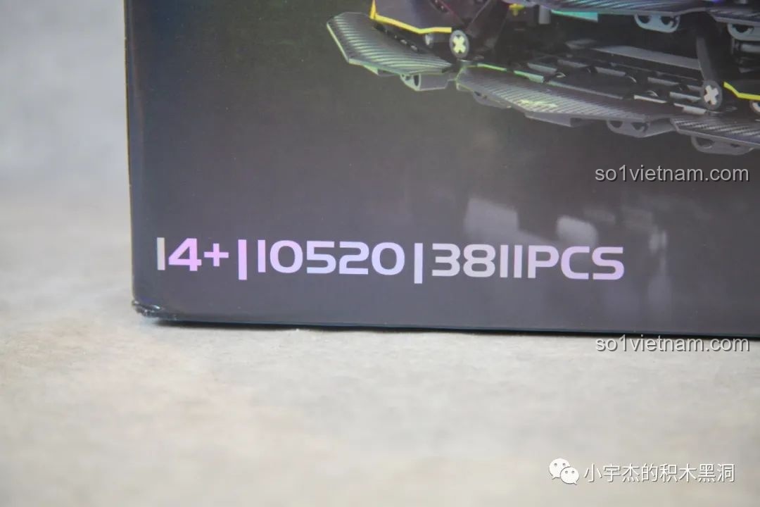 Thông tin chi tiết trên hộp K-box 10520: 3811 chi tiết, dành cho độ tuổi 14+, một thử thách lắp ráp đáng giá.