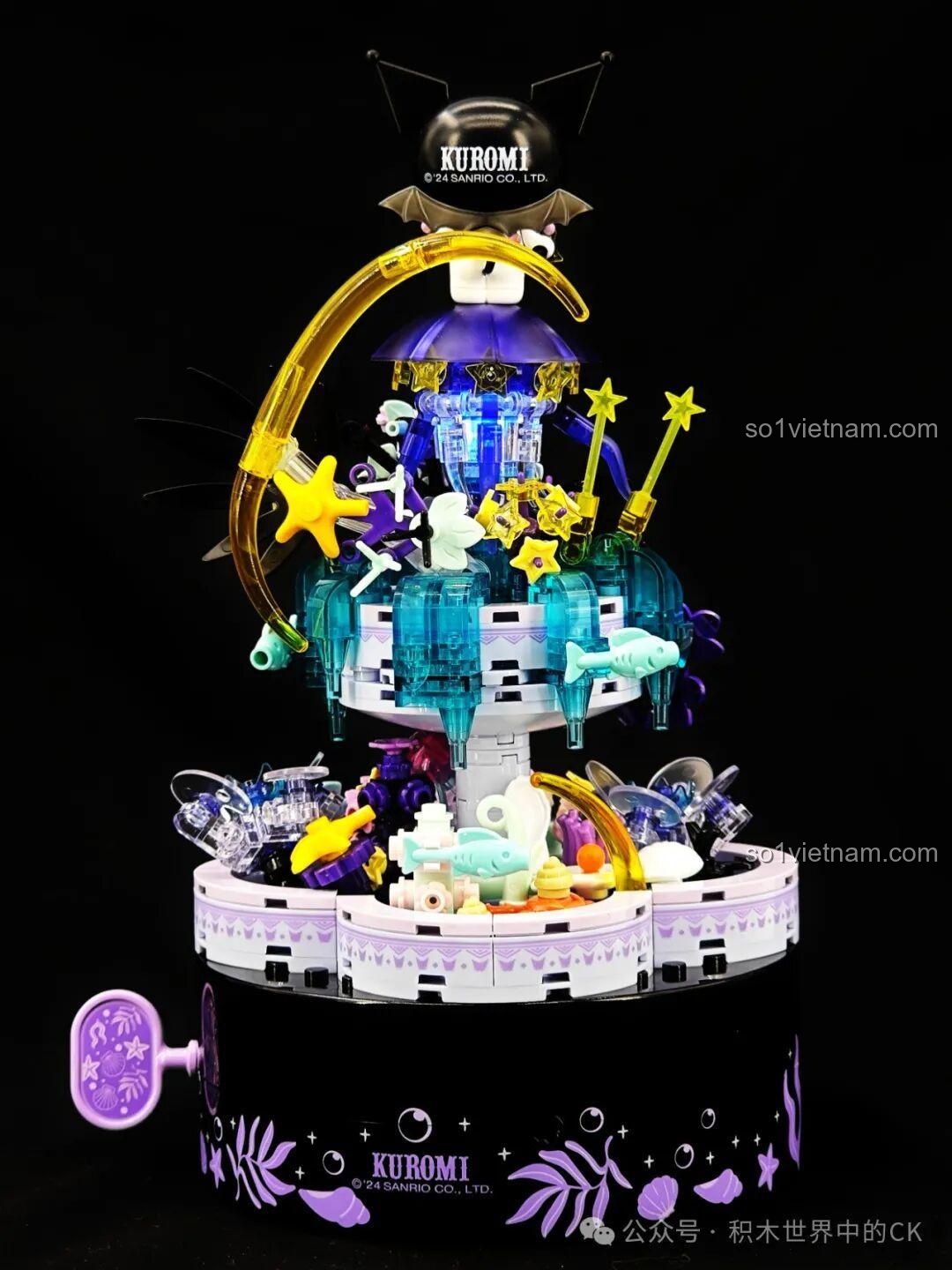 Mô hình hoàn thiện bộ lắp ráp TOP TOY Sanrio Secret Garden Kuromi - Cận cảnh