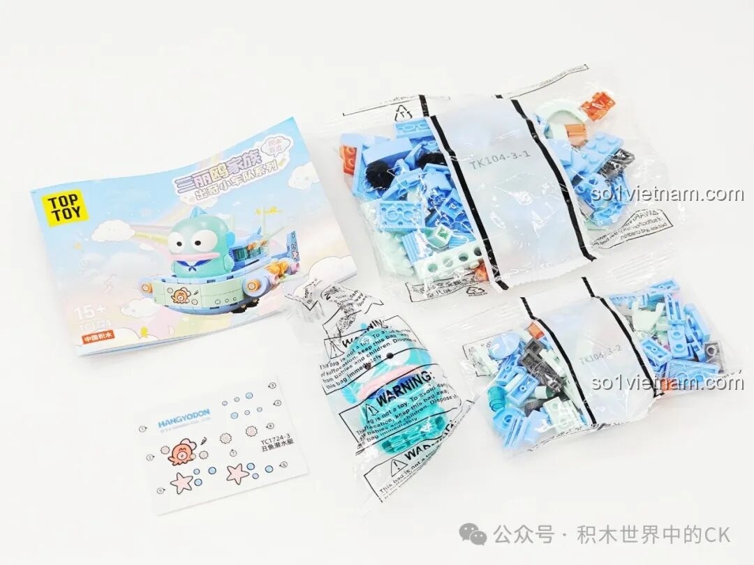 Túi mảnh ghép và sách hướng dẫn lắp ráp tàu ngầm Hangyodon trong bộ TOP TOY TC1724 Sanrio Characters.