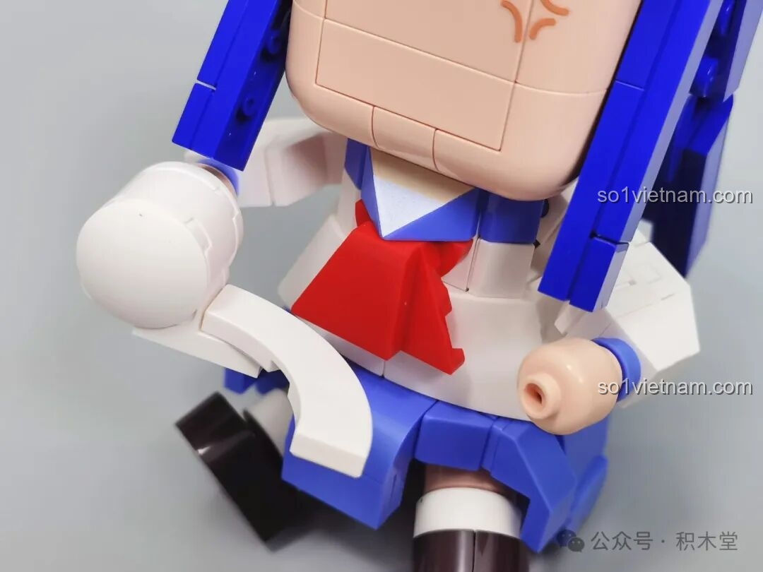 Cận cảnh bồn cầu lắp ráp TOP TOY.