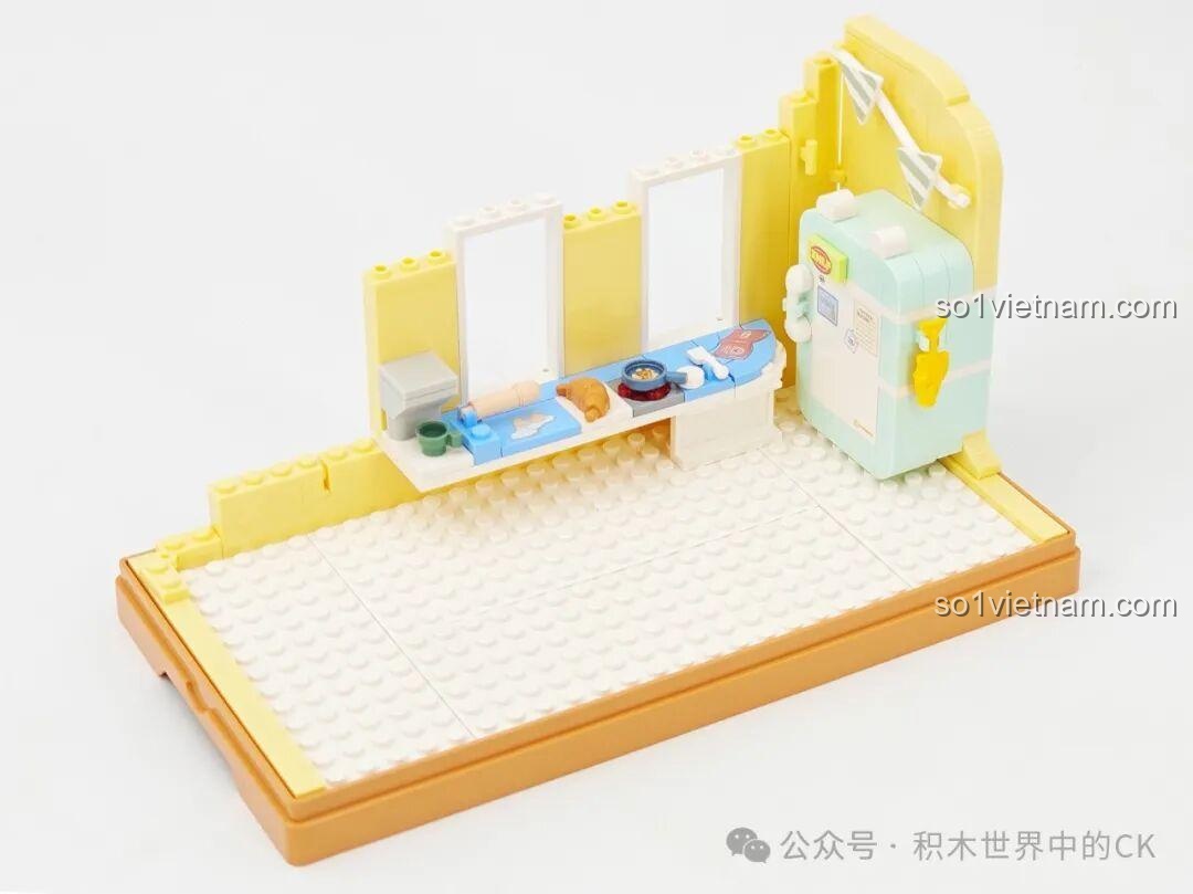 Nhân vật LOOPY được đặt vào mô hình nhà bếp