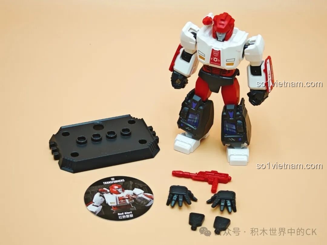 Nhân vật Ultra Magnus (DW) ở dạng robot trong bộ Transformers 71103