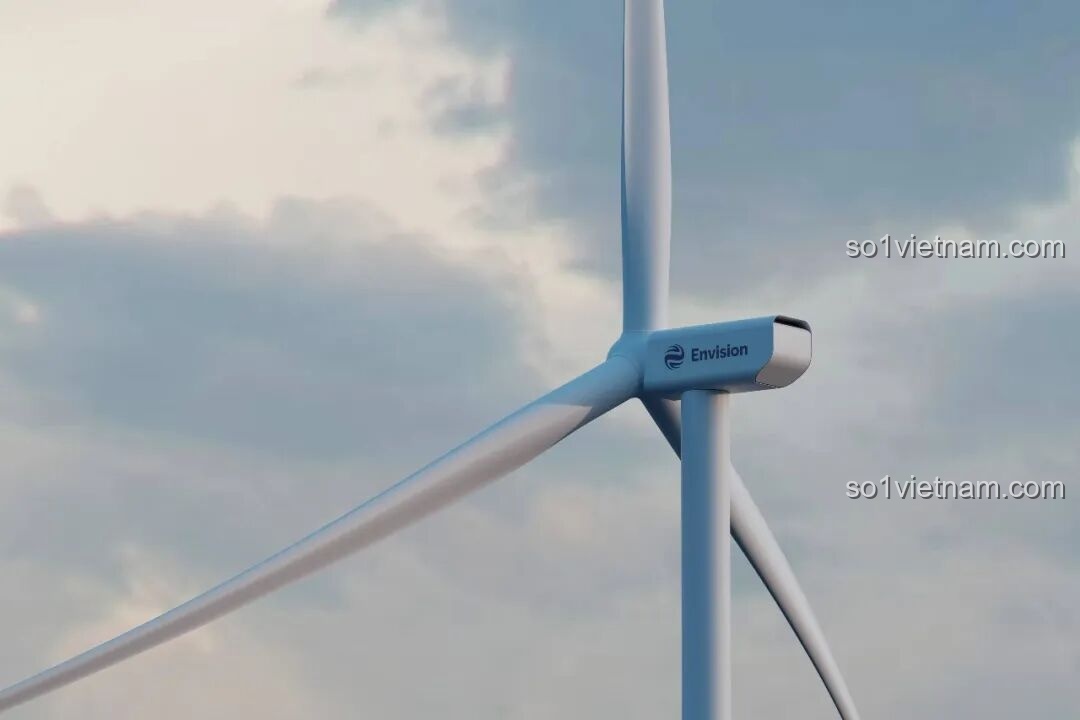 Hình ảnh tuabin gió Envision thực tế, nguồn cảm hứng cho bộ lắp ghép Pantasy 11014, thể hiện công nghệ năng lượng xanh.