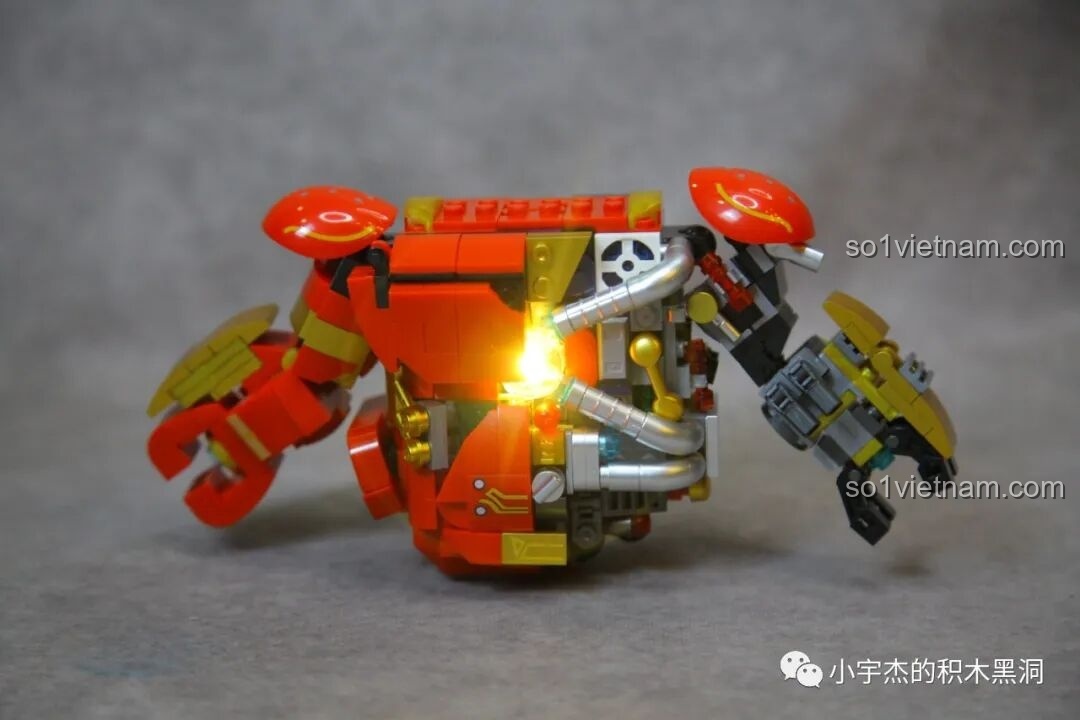 Các túi gạch được đánh số 7 của bộ ZHEGAO GZ8008, dùng để lắp ráp phần đầu robot.