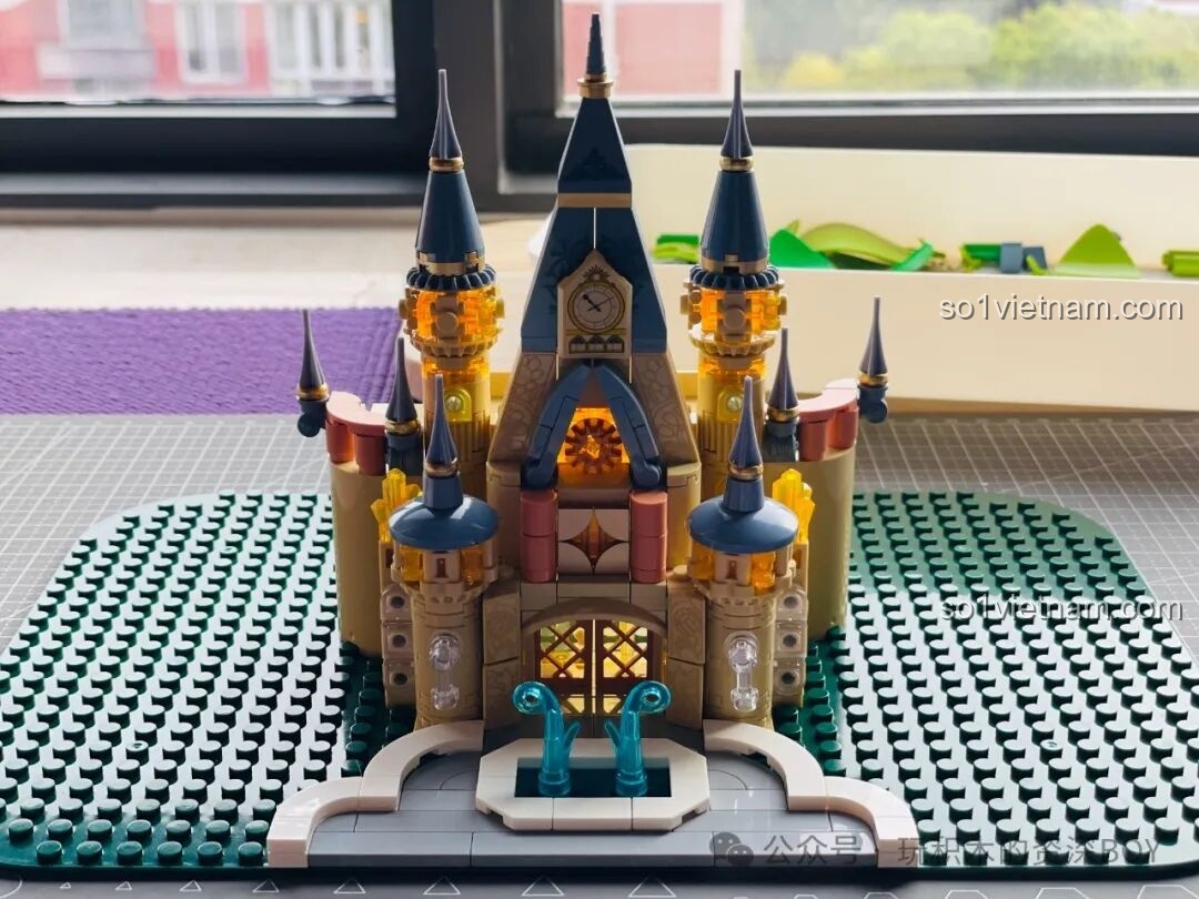 Các túi mảnh ghép cho bước 3 và 4 của bộ lắp ghép Lâu Đài Hoa Rừng Femibox S2238, chứa nhiều chi tiết nhỏ.