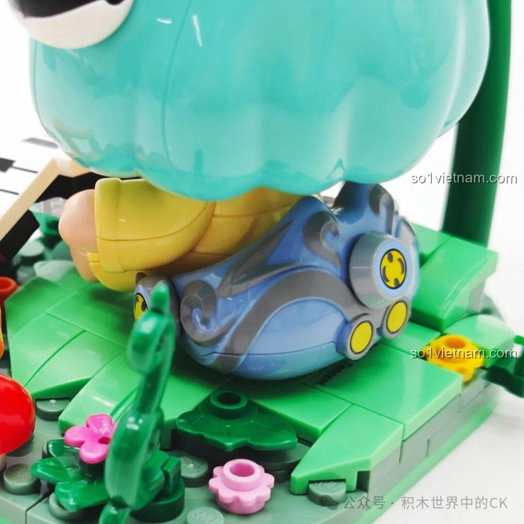 Các túi mảnh ghép và sách hướng dẫn của bộ lắp ghép Keeppley K21109 Mộng Kỳ Linh Hồn Giấc Mơ, với tông màu tím chủ đạo và các chi tiết tạo nên khu rừng cổ tích.