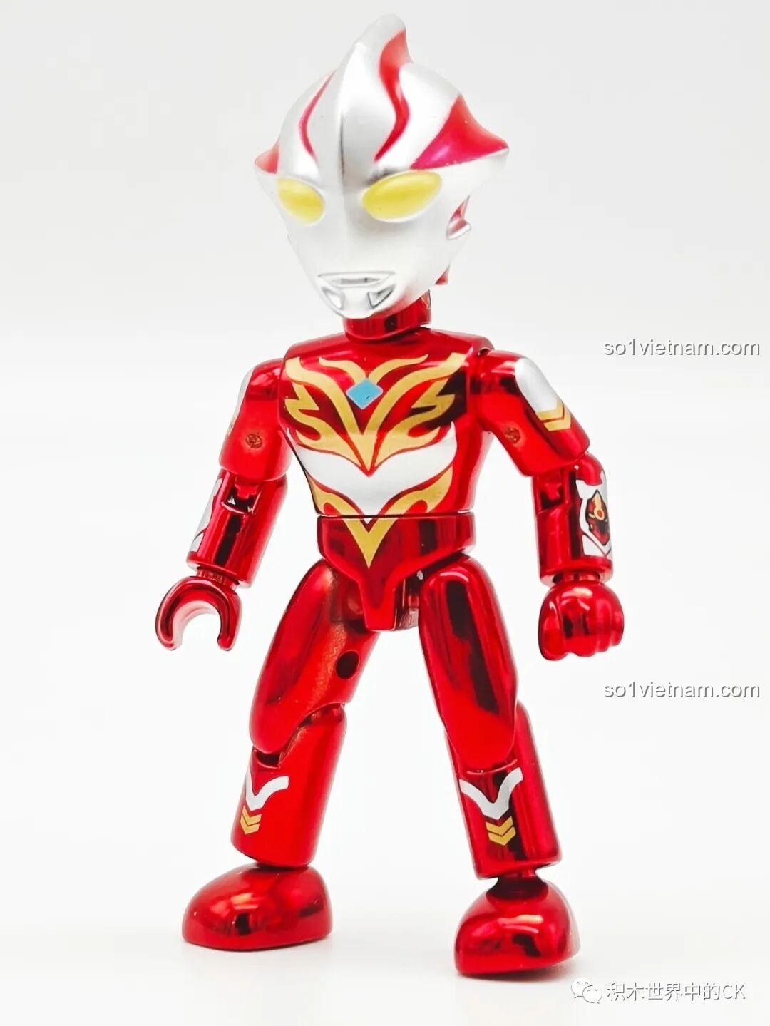 Mô hình lắp ghép Ultraman Mebius Burning Brave từ bộ Enlighten 75028, màu đỏ lấp lánh.