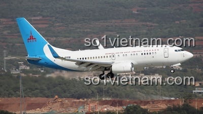 Máy bay Boeing 737-800 万致IM.Master 5818, đồ chơi mô hình máy bay, mô hình máy bay chi tiết, động cơ kéo lùi, màu trắng xanh dương, cho bé trai 14 tuổi