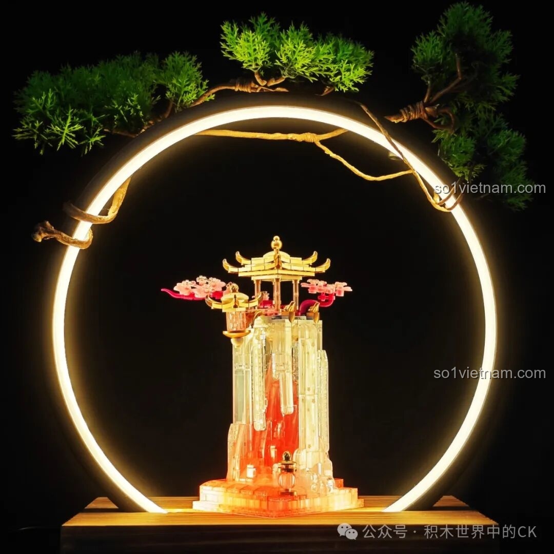 Bộ lắp ráp Vọng nguyệt lâu EMUE khi hoàn thiện là một món đồ decor bàn học, bàn làm việc cực kỳ độc đáo và thu hút.