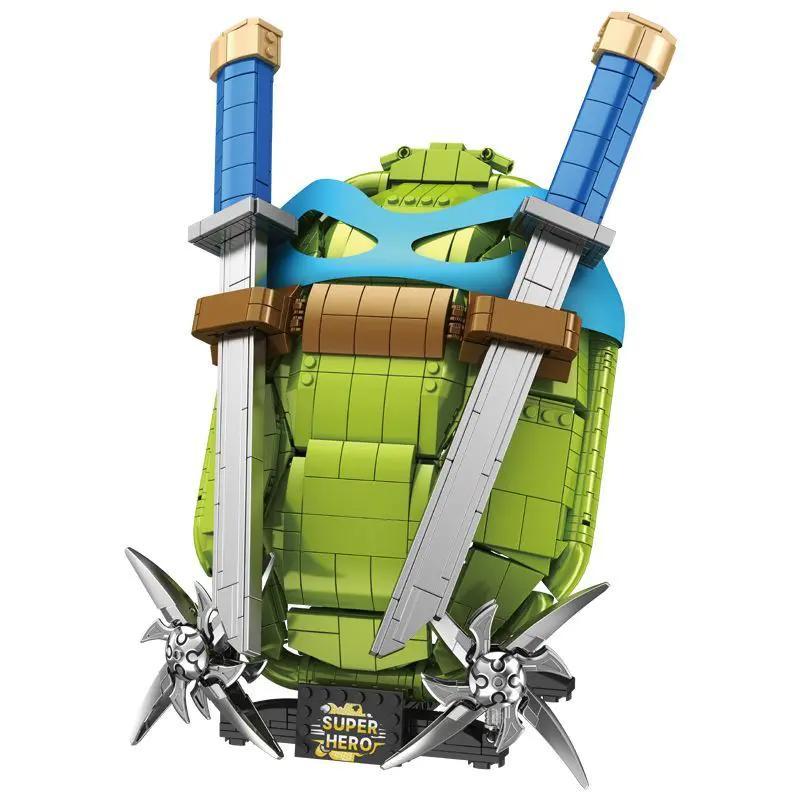 Mặt trước bộ lắp ghép Mai Rùa Ninja We Game Coming 66033. Mô hình trang bị của Ninja Rùa với mai rùa xanh và song kiếm katana, đồ chơi cho con trai 8 tuổi giá rẻ.