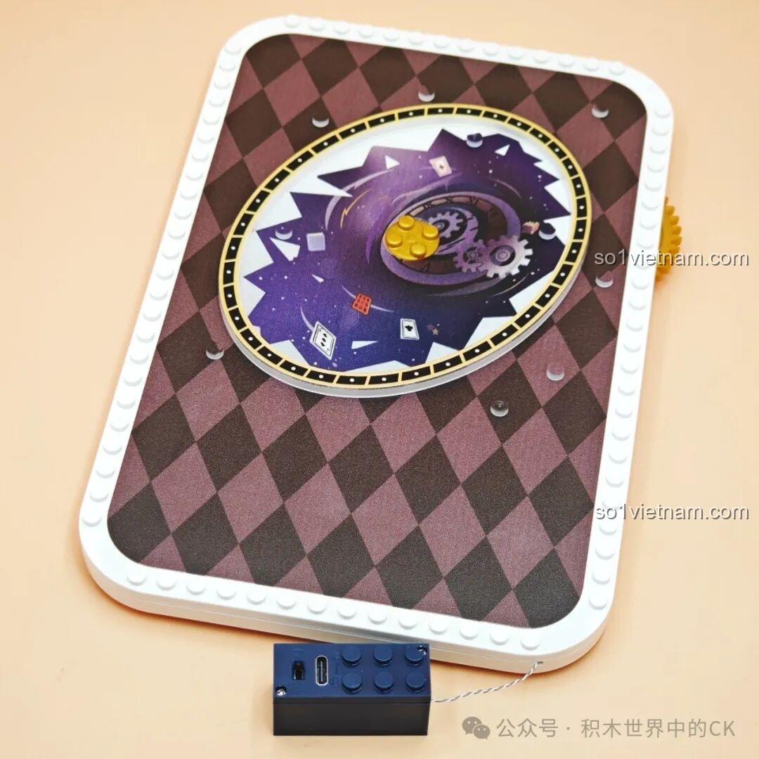 Bộ mạch đèn LED được lắp vào phần nền của bộ lắp ghép Wekki Joker Poker 506187